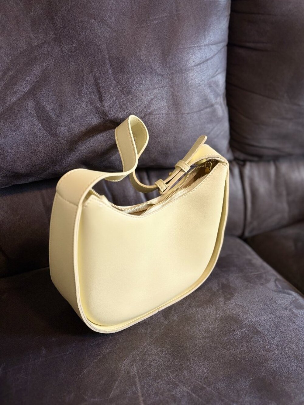 NWOT • light yellow vegan leather crossbody / shoulder bag - Picture 9 of 13